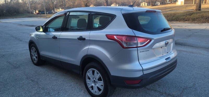2016 Ford Escape S
