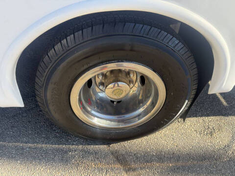 2014 Ford E-Series E-450 SD