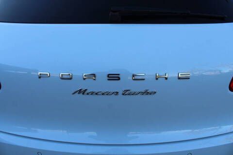2017 Porsche Macan