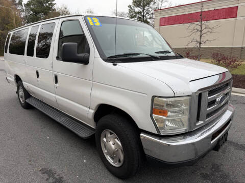 2013 Ford E-Series E-350 SD XLT