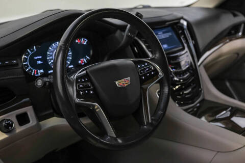 2020 Cadillac Escalade Luxury