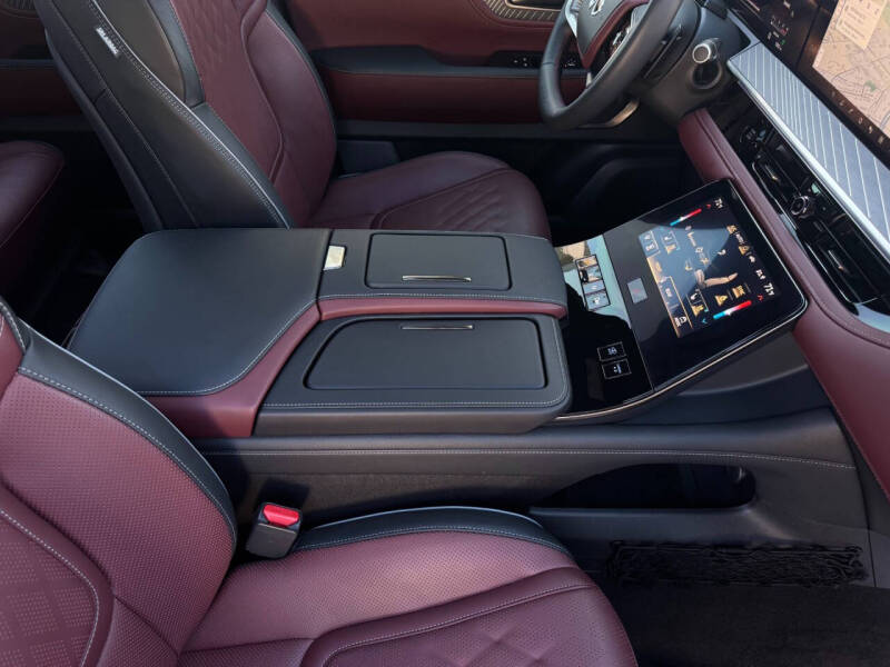 2025 Infiniti QX80 Autograph