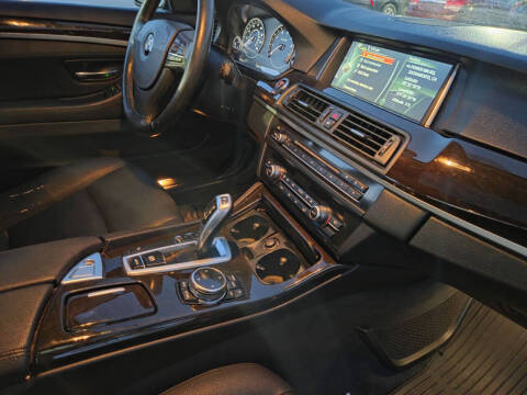 2014 BMW 5 Series 528i