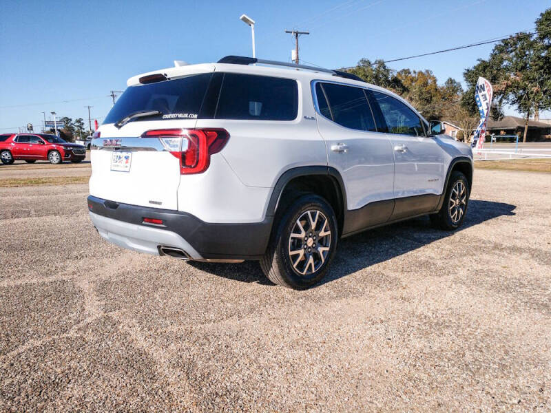 2023 GMC Acadia SLE