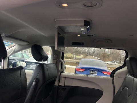 2018 Chrysler Pacifica Touring L