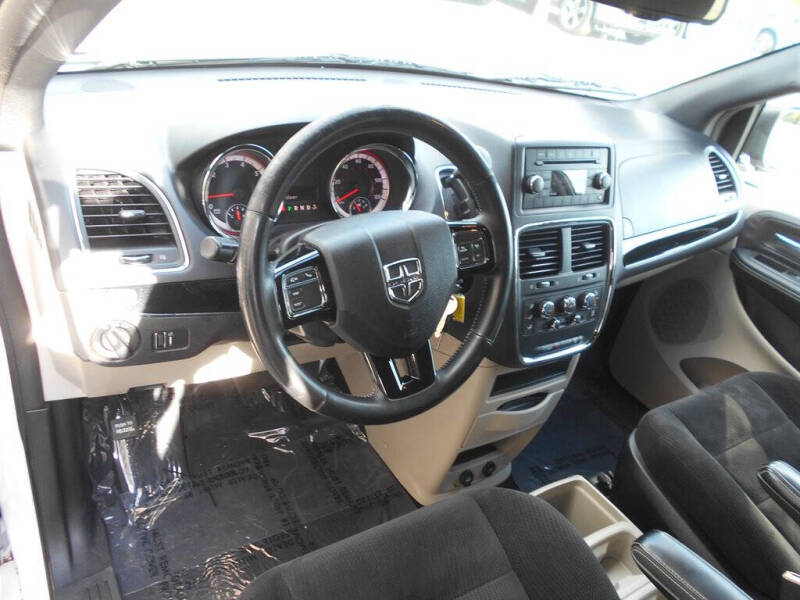 2016 Dodge Grand Caravan SE