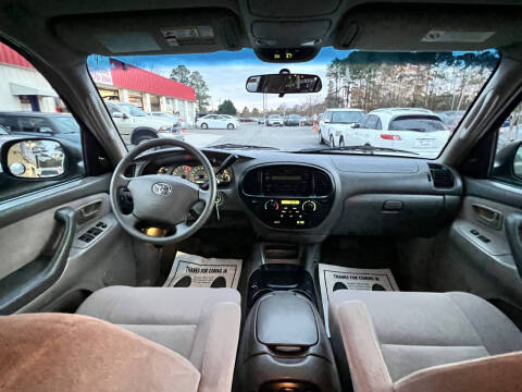 2003 Toyota Sequoia SR5