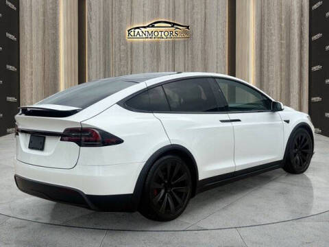 2023 Tesla Model X Standard Range
