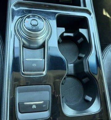 2020 Ford Edge SE