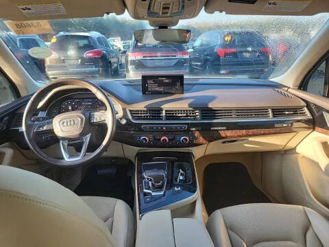 2017 Audi Q7 2.0T quattro Premium Plus