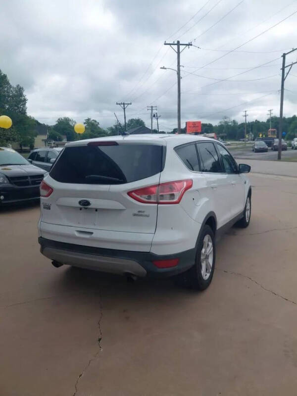 2015 Ford Escape SE