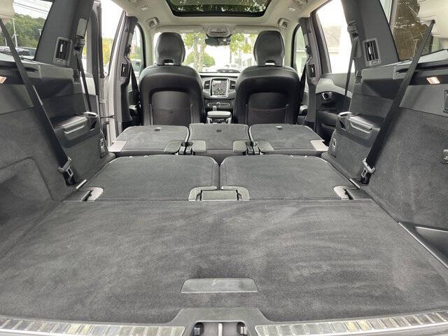 2025 Volvo XC90 B5 Core Bright Theme