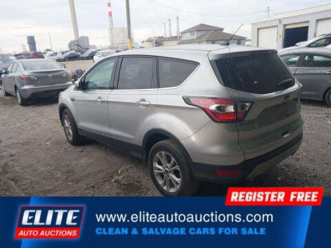 2017 Ford Escape SE