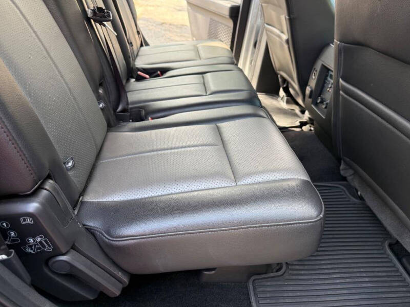 2011 Ford Expedition XLT