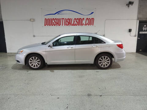 2012 Chrysler 200 for sale at DOUG'S AUTO SALES INC in Pleasant View TN