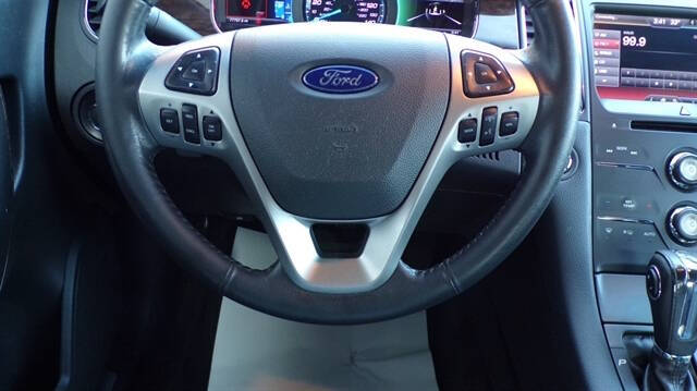 2015 Ford Taurus Limited