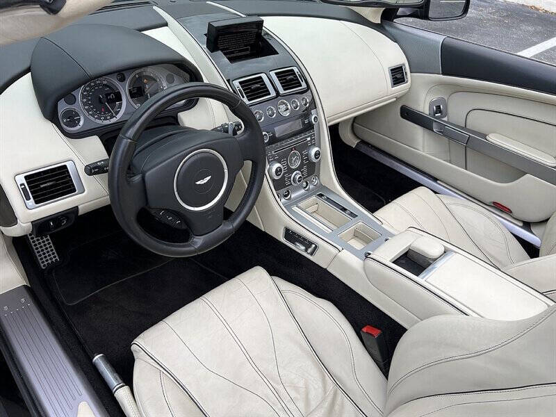 2014 Aston Martin DB9 27