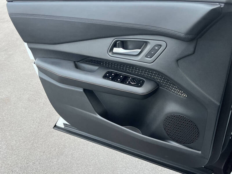 2023 Nissan Ariya Premiere