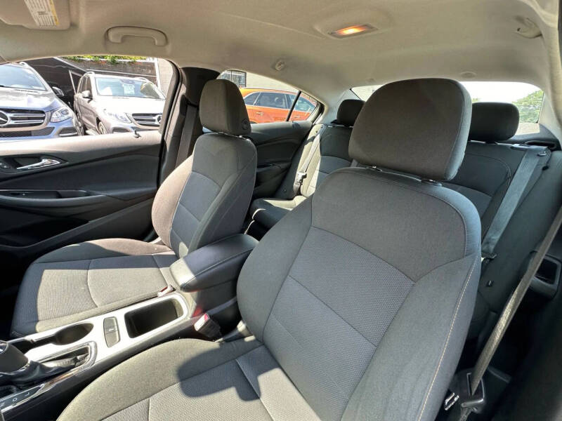 2018 Chevrolet Cruze LS Auto