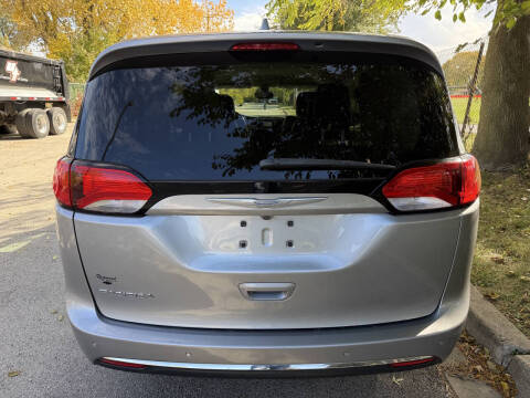 2018 Chrysler Pacifica Touring L Plus