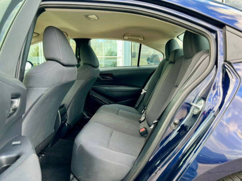 2022 Toyota Corolla LE