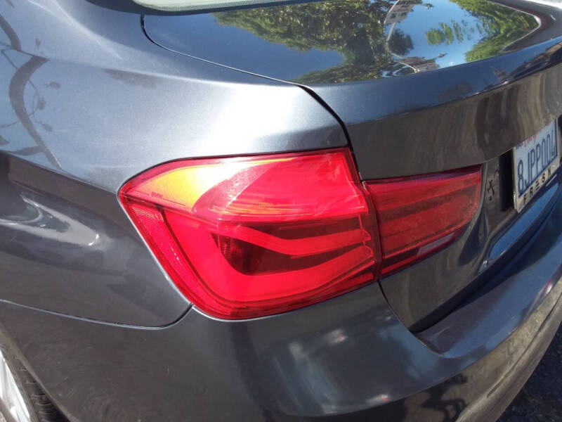 2016 BMW 3 Series 320i