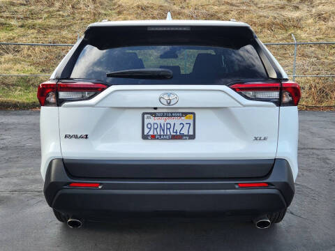 2022 Toyota RAV4 XLE