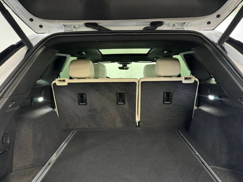 2025 Cadillac XT5 Sport