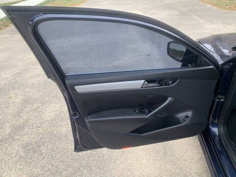 2013 Volkswagen Passat SE PZEV