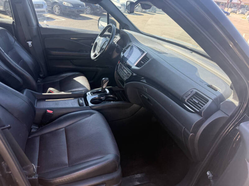 2019 Honda Ridgeline Black Edition