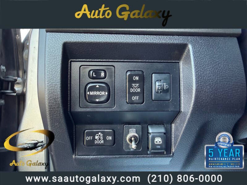 2015 Toyota Tundra SR5