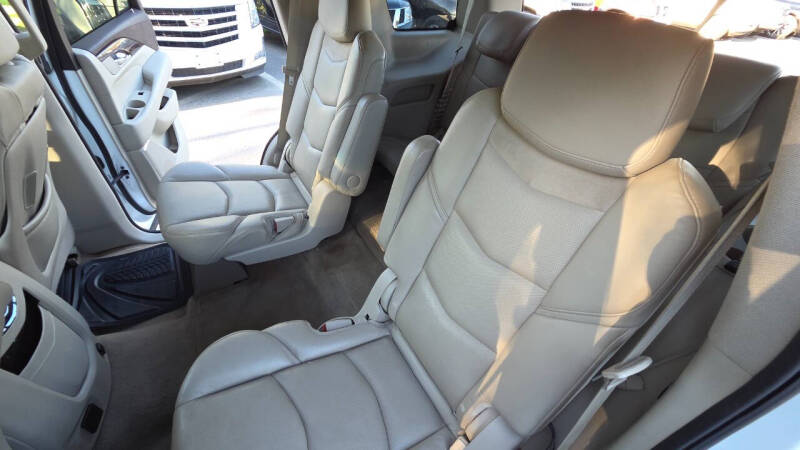 2017 Cadillac Escalade Luxury