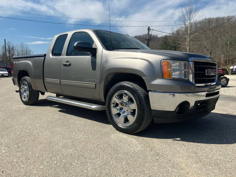 2009 GMC Sierra 1500 for sale at LEE'S USED CARS INC Morehead in Morehead KY