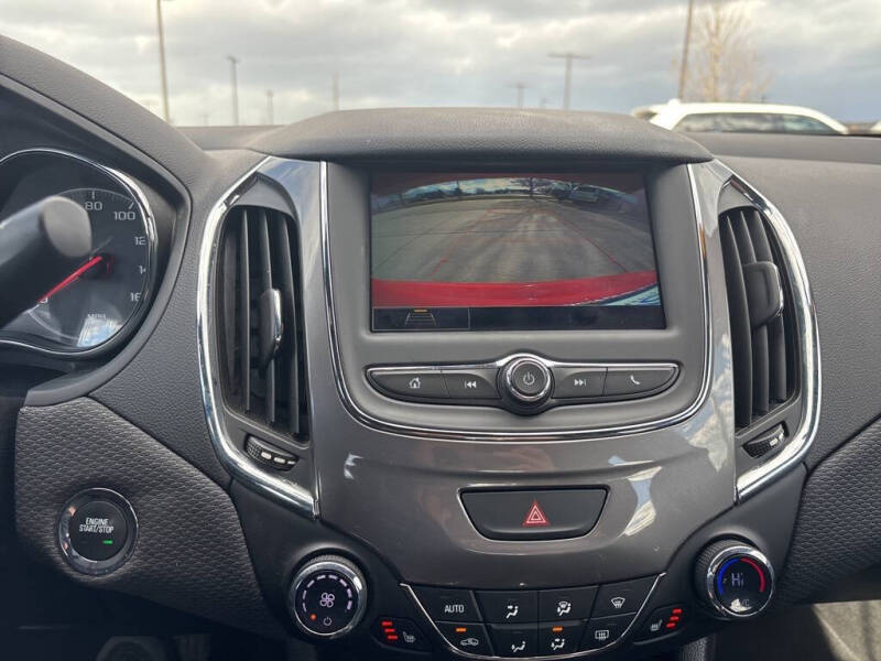 2019 Chevrolet Cruze LT