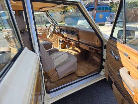 1986 Jeep Grand Wagoneer