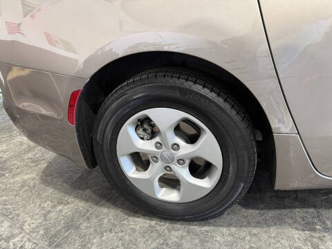 2018 Chrysler Pacifica Hybrid Touring Plus