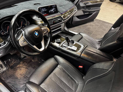 2017 BMW 7 Series 750i