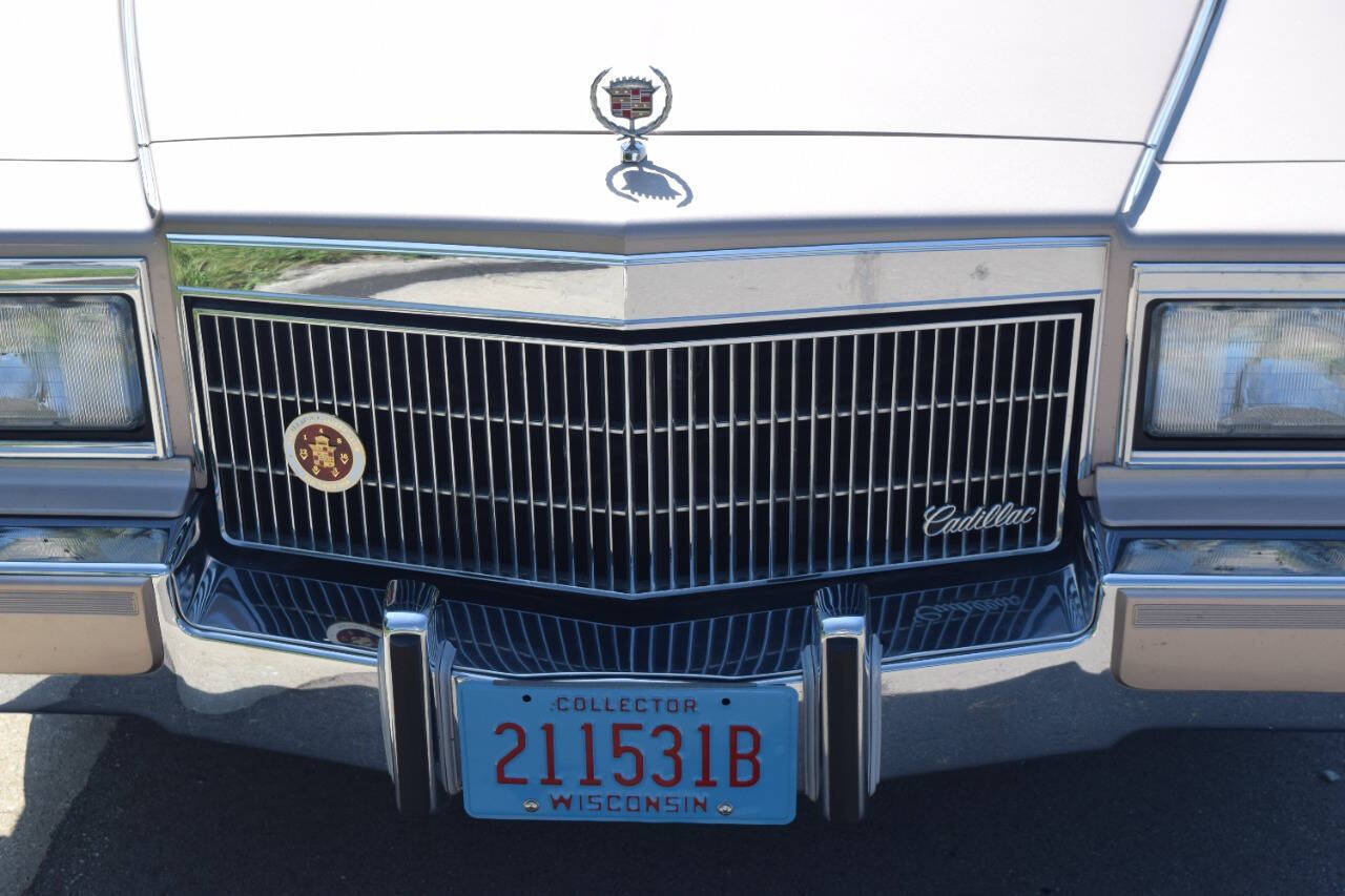 1991 Cadillac Brougham 12