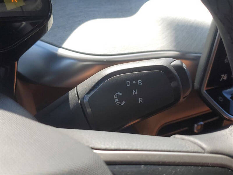 2025 Volkswagen ID. Buzz Pro S