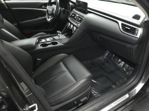 2023 Genesis G70