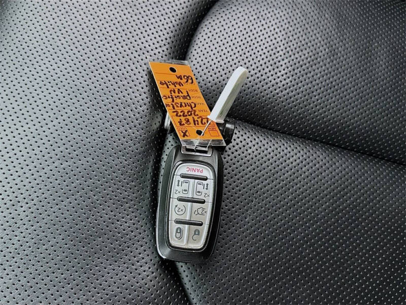 2022 Chrysler Pacifica Limited