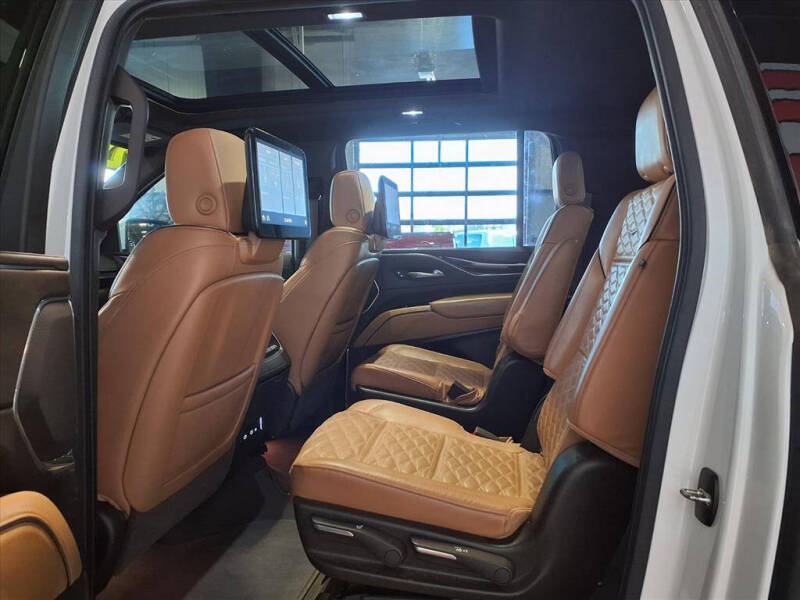 2021 Cadillac Escalade ESV Premium Luxury
