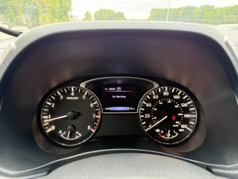 2017 Nissan Pathfinder S