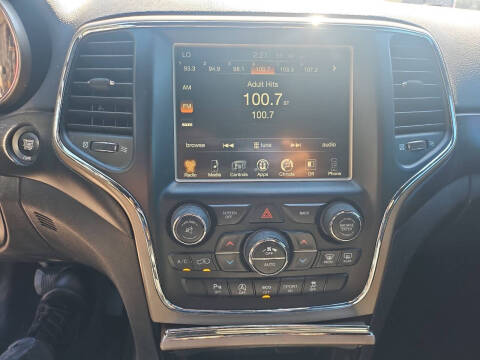 2017 Jeep Grand Cherokee Laredo E