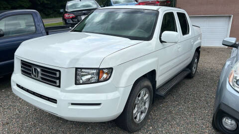 2006 Honda Ridgeline for sale at R C MOTORS in Vilas NC