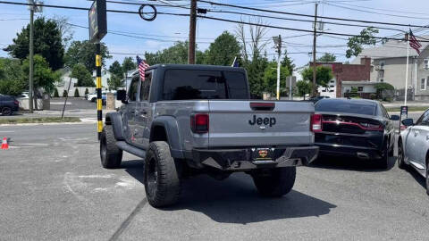 2020 Jeep Gladiator Sport