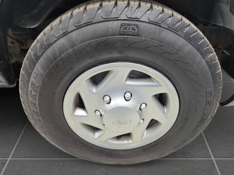 2011 Ford E-Series E-350 SD XLT