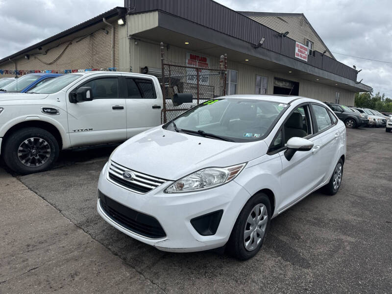 2013 Ford Fiesta for sale at Six Brothers Mega Lot in Youngstown OH