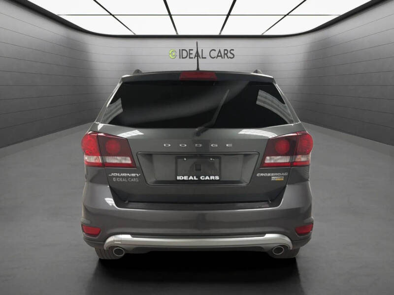 2019 Dodge Journey Crossroad