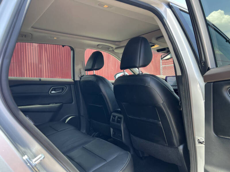 2021 Nissan Rogue SL